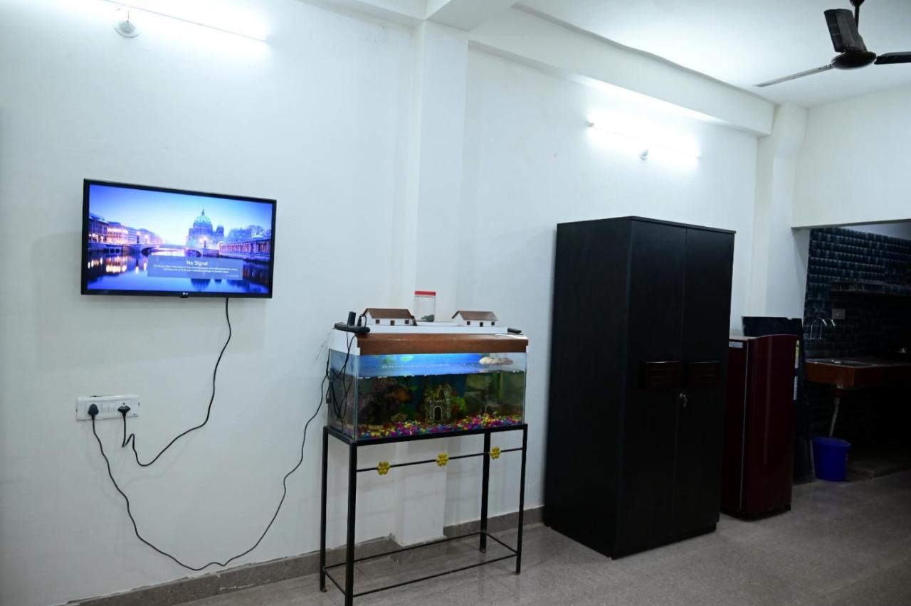 Devargh Residency Varanasi Luaran gambar